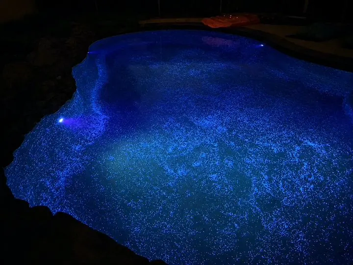 INDI-Glo UV pool, wide