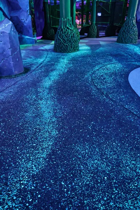 SeaWorld Abu Dhabi, floor by the play structure