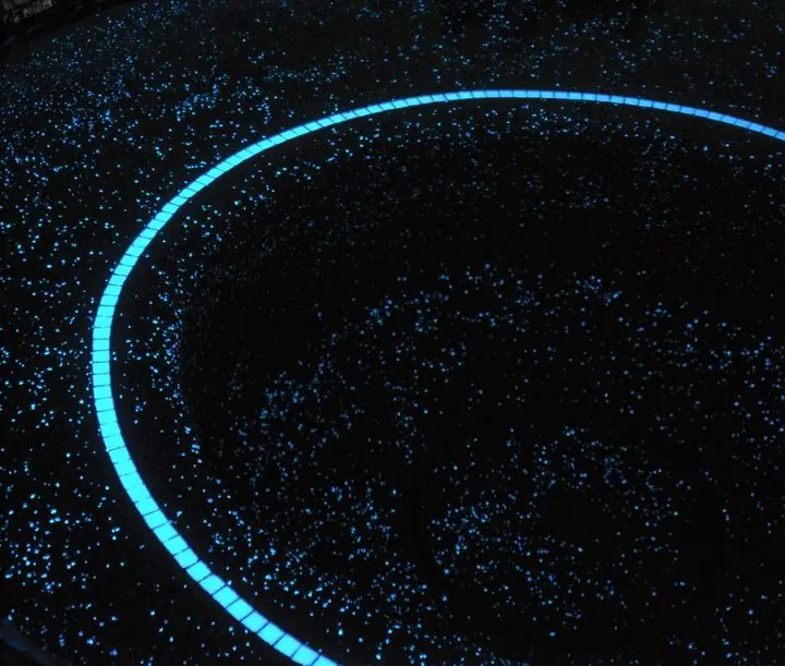 Glow ring, pool floor
